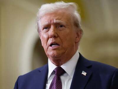 Τραμπ: Εγκαινίασε με χιούμορ το νέο κέντ...