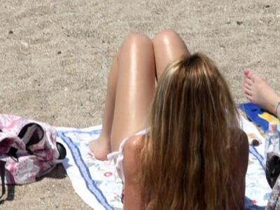 ΑΠΙΣΤΕΥΤΟ! Γυναίκα έχει οργασμούς από το πόδι!