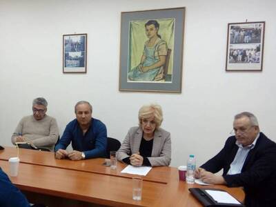 Στο Εργατικό Κέντρο Αιγίου η Σία Αναγνωστοπούλου