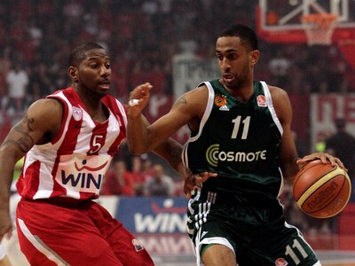 Ξεκίνησε και πάλι στο ΣΕΦ ο αγώνας Ολυμπ...