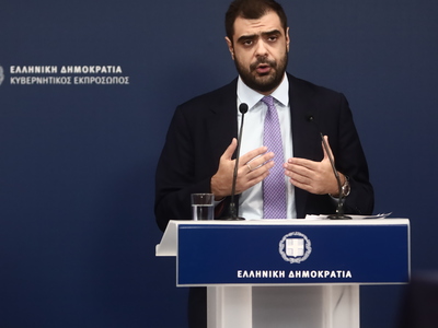 Μαρινάκης σε Κασσελάκη:  Να διαβάσει ιστ...