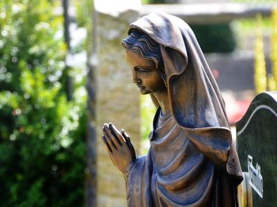 Πένθος στο Δήμο Αιγιάλειας -Έσβησαν δύο ...