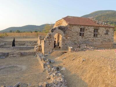 Χαλανδρίτσα: Ιερά Παράκληση στην Παναγία...