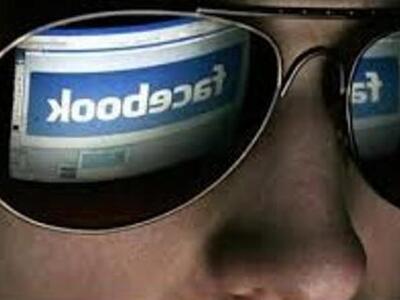 Συνομιλούσαν με ανήλικα σε fb και skype,...