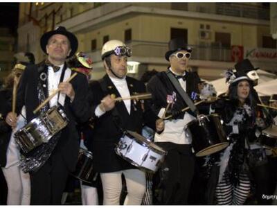 Γιατί το "Άσπρο Μαύρο" βγήκε φ...