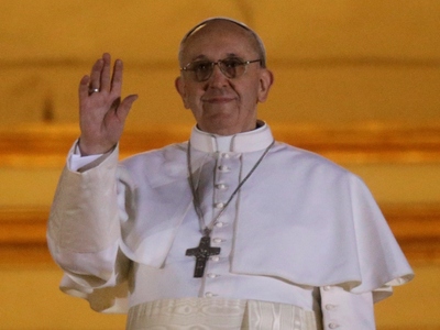 Ο πάπας Φραγκίσκος αγιοποίησε τον αρχιεπ...