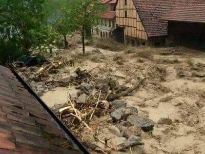 Φονικές πλημμύρες στη Γερμανία- Έλληνας ...