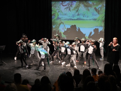 Οι καρναβαλικές κροκοδειοπτηνοφιλίες των...