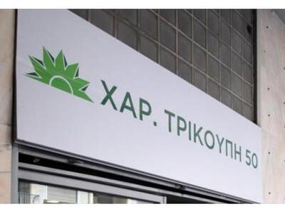 Με τον Γ.Γ. επικοινωνίας του ΠΑΣΟΚ Δημήτ...