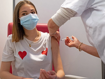 Χρούσος: Μέσα στον Ιούλιο ο εμβολιασμός των 15-17