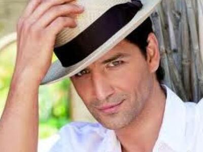 O Ρουβάς θα συνεργαστεί με την Πάολα και...