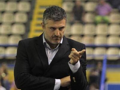 Βετούλας: «Εκτός τόπου και χρόνου...»