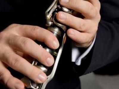 Τρίκαλα: Έριξε μπουνιά στον  κοινοτάρχη ...