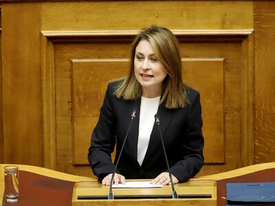 Αλεξοπούλου: Πρώτη ομιλία στη Βουλή, νέα...