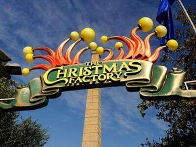 Δύο πατρινοί πίσω από το The Christmas F...