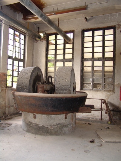 Μυλόπετρες Λαδόπουλου