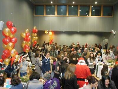 Χριστουγεννιάτικο παζάρι πραγματοποιήθηκ...