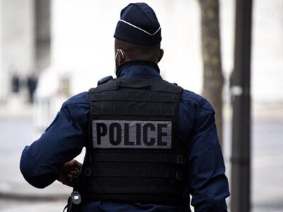 Γαλλία: Επίθεση ενόπλων σε βαν που μετέφ...