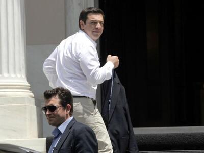 Έφτασε πριν λίγο στην Αθήνα ο Αλέξης Τσί...