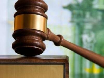 Το δικαστήριο ... "ευλόγησε" τον ιερέα!