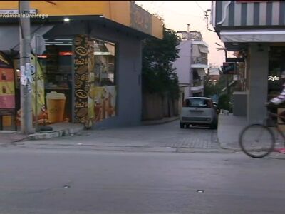 Απίστευτο! Στο ένα πεζοδρόμιο lockdown, ...