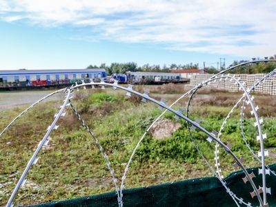«Μπάζωμα» στα Τέμπη: Βρέθηκαν ανθρώπινα ...