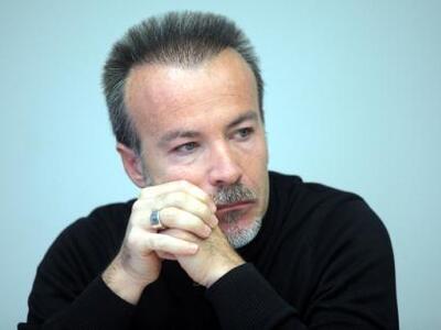 Με απόφαση της Κ.Ε. του ΚΚΕ η απόλυση Μπ...