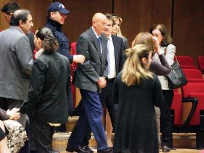 "Ο Ζήγρας έπαιρνε χρήματα με βαλίτσ...