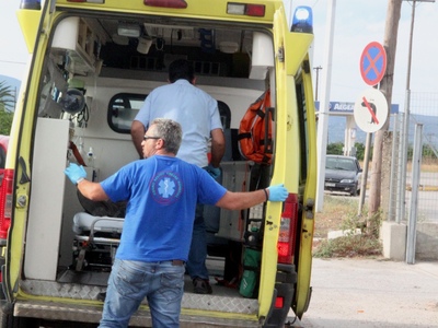 Ανετράπη αυτοκίνητο στην Κάτω Αχαΐα