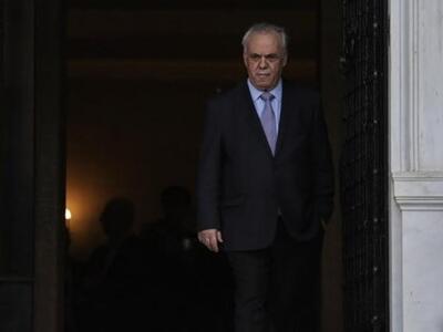 Δραγασάκης σε Μεϊμαράκη μέσω fb: Μη με μ...