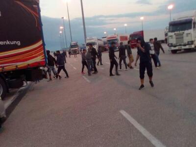 Η τύχη των μεταναστών μετά την επιχείρησ...