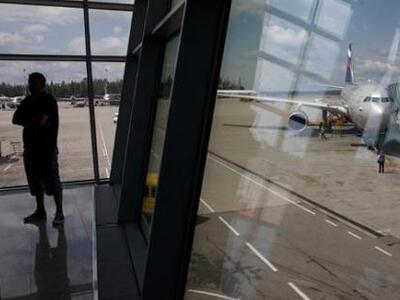 Έλαβε έγκριση να φύγει από τη Μόσχα ο Σνόουντεν