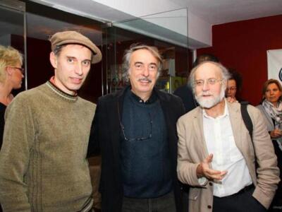 Ο συγγραφέας Βασίλης Κατσικονούρης με το...