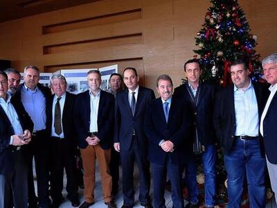 Mε τους Προέδρους των ΝΟΔΕ συναντήθηκε σ...