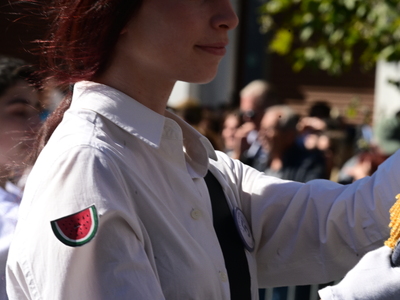 Μαθήτρια στην παρέλαση έστειλε μήνυμα αλ...