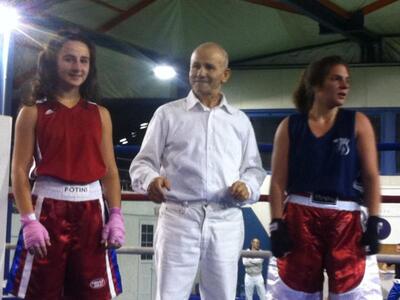 Δύο νίκες, δυο ήττες για τους πυγμάχους ...