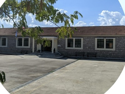 Το Δημοτικό Σχολείο Βασιλικού Αχαΐας συμ...