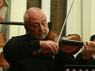 Γιάννης Μαυρίδης.