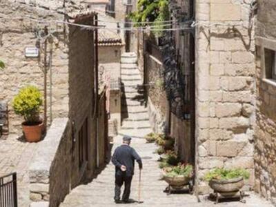 Σικελία: Χαρίζουν σπίτια -Δείτε με ποιόν όρο