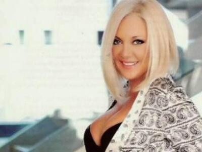 Ρούλα Κορομηλά- 57