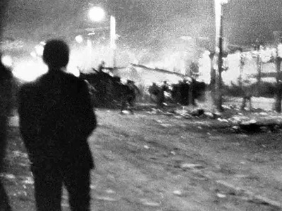 Το πρώτο τανκς έχει μπει μέσα στο Πολυτε...