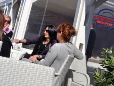 Σοφία Αλιμπέρτη: Μόνη και ανανεωμένη στην Πάρο