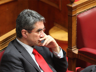 Ανδρέας Λοβέρδος: Παραιτείται αν κοπεί ο...