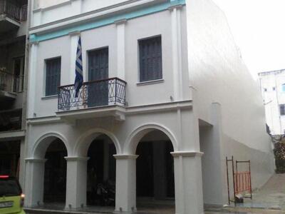 ΣΤΗΝ ΤΕΛΙΚΗ ΕΥΘΕΙΑ ΓΙΑ ΝΑ ΑΝΟΙΞΕΙ ΤΙΣ ΠΟ...