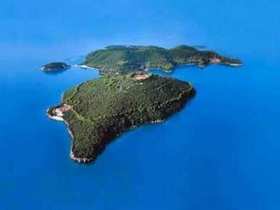 Ο Σκορπιός μεταμορφώνεται για να φιλοξεν...