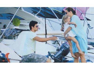 Σάκης, Κάτια και Αναστασία Ρουβά σκαφάτοι...