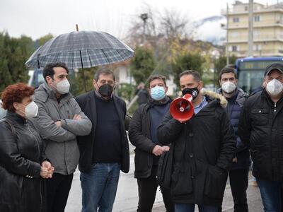 Ο Δήμαρχος Κ. Πελετίδης χειροκρότησε τη μοτο- πορεία των διανομέων ν. Αχαΐας