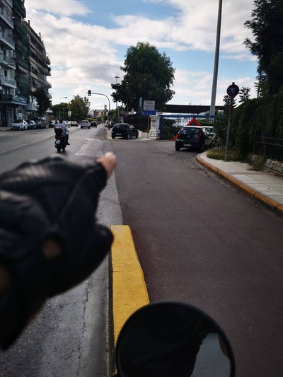 "Εδώ στην έξοδο του λιμανιού μπροστ...