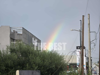 Το ουράνιο τόξο βγήκε στην Πάτρα μετά τη...