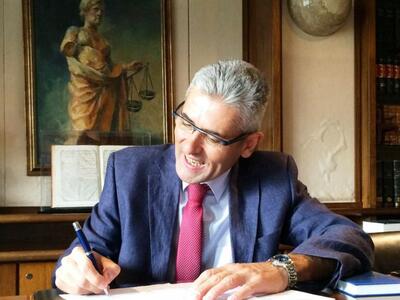 Άγγελος Τσιγκρής: Διαφάνεια στο δημόσιο ...